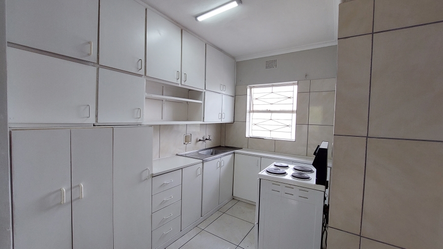 To Let 3 Bedroom Property for Rent in Mowbray Western Cape
